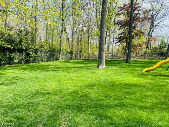 Building Photo - 227 E McClellan Ave