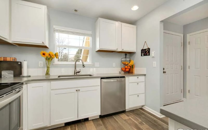 Building Photo - 1300 W Stuart St