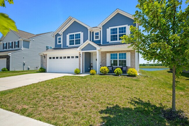 Building Photo - 4007 Woodview Dr