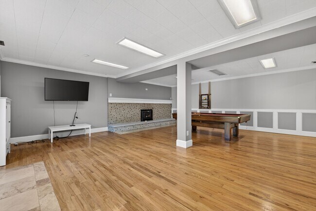 Building Photo - 23017 Timber Creek Ln