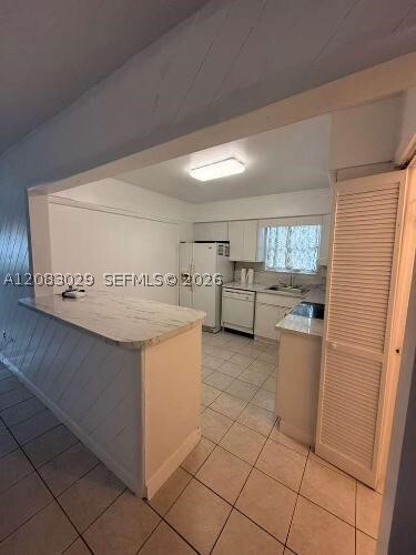 Building Photo - 8835 SW 27th St