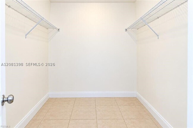 Building Photo - 1310 SW 7th Ct