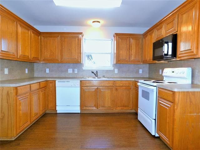 Building Photo - 4709 Alsace Dr