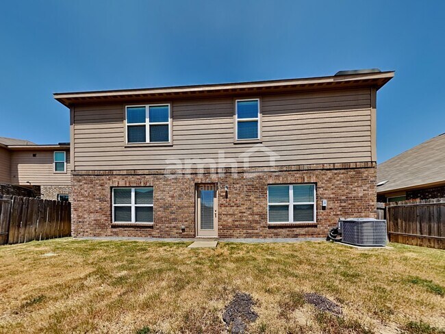 Building Photo - 1012 Summer Stream Rd