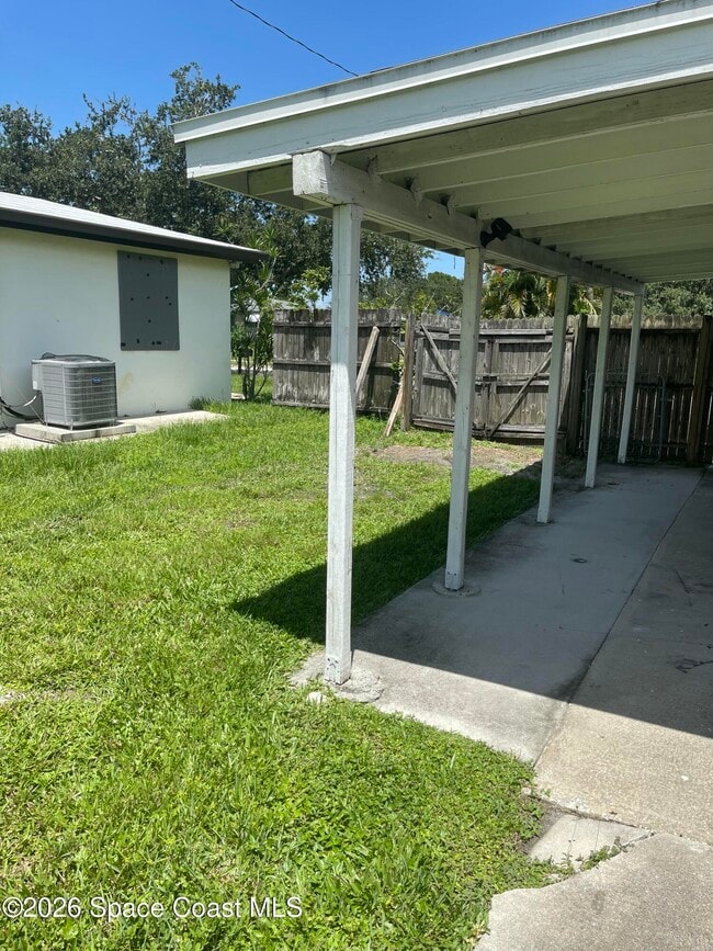 Building Photo - 405 W Rutgers St