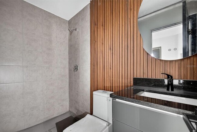 Building Photo - 2401 42nd St S