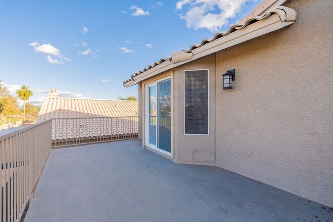 Building Photo - Stunning Tempe Home with Private Pool