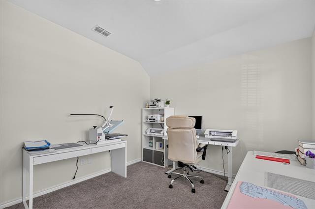Building Photo - 10121 High Grade Dr