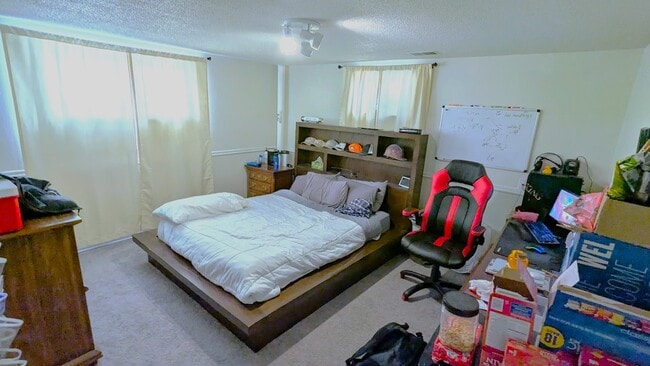 Building Photo - 11960 W Alameda Pky