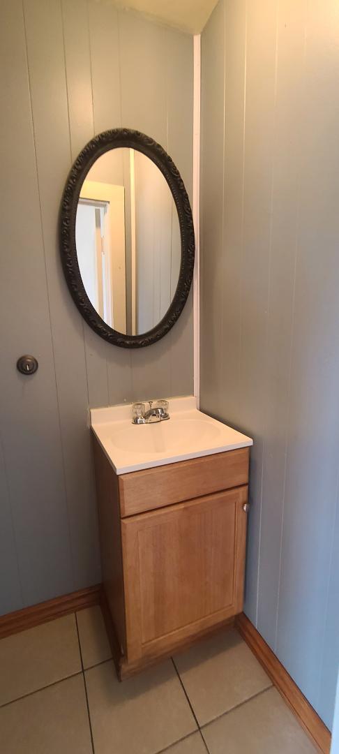 Building Photo - 1545 N Market St