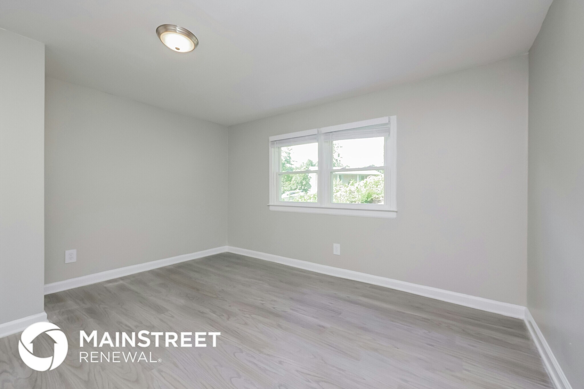 Building Photo - 5830 Deerfield Trail