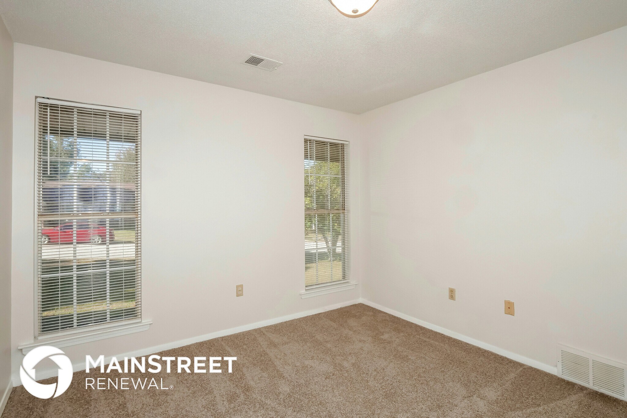 Building Photo - 3505 Dorchester Dr