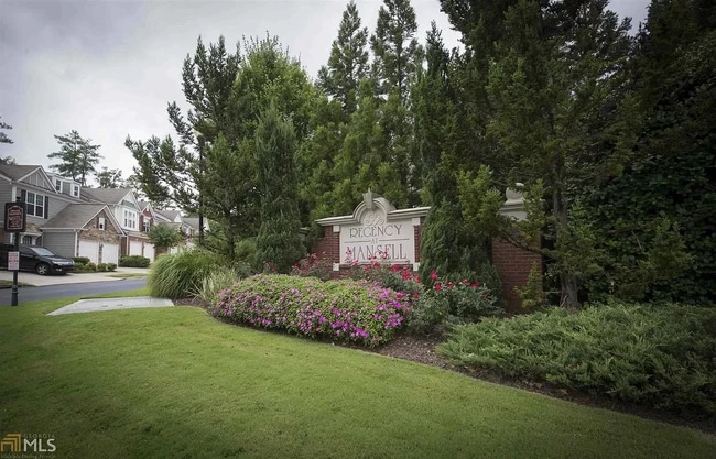 Building Photo - 115 Finchley Dr