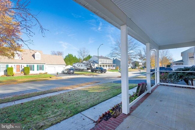 Building Photo - 8460 Colony Cir