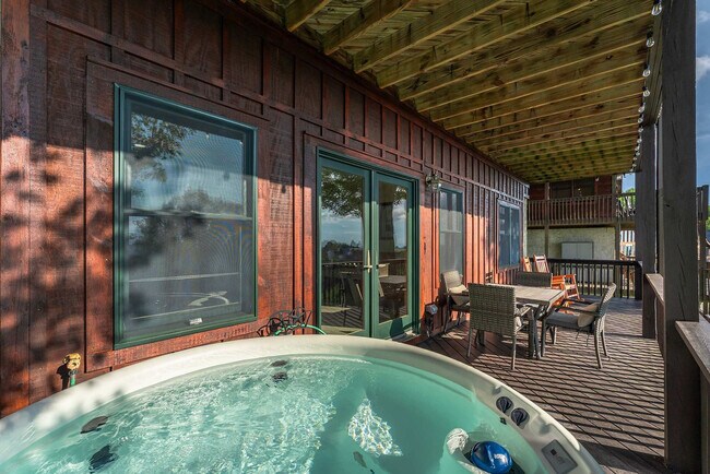 Building Photo - 191 Scenic Wolf Dr