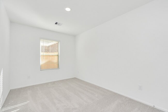 Building Photo - 26726 Paloma Blanca Dr