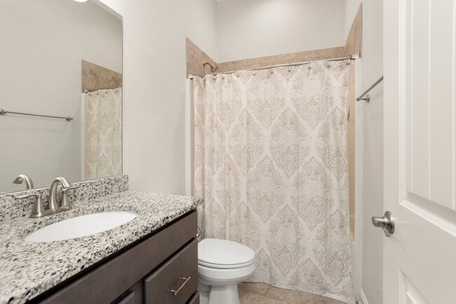 Building Photo - 2024 Albatross Way