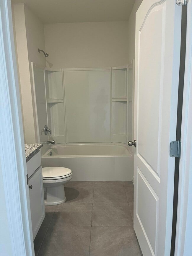 Building Photo - 1829 Red Rock Rd