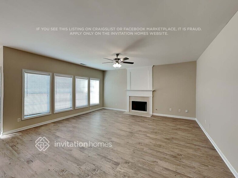 Building Photo - 160 Carleton Gold Trail