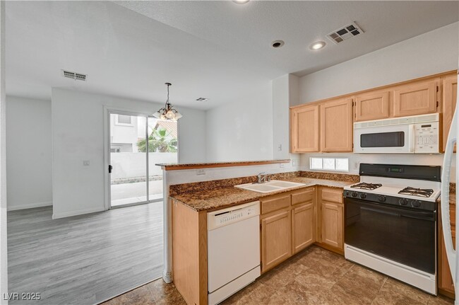 Building Photo - 8789 Villa Alex Ave