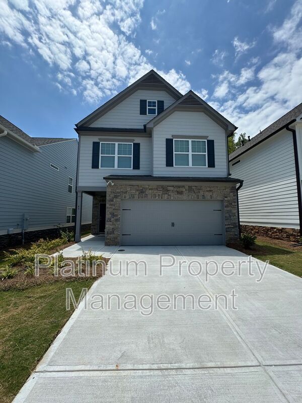 Building Photo - 45 Pineview Dr