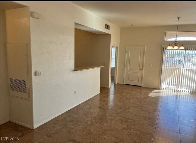 Building Photo - 8805 Jeffreys St