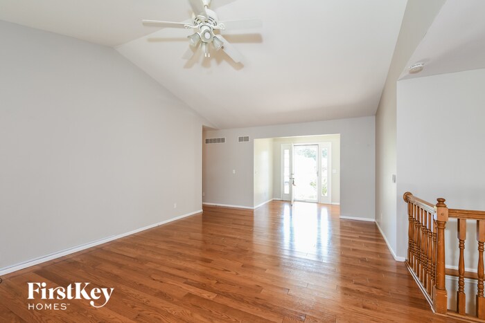 Building Photo - 1099 Reddington Timbers Dr