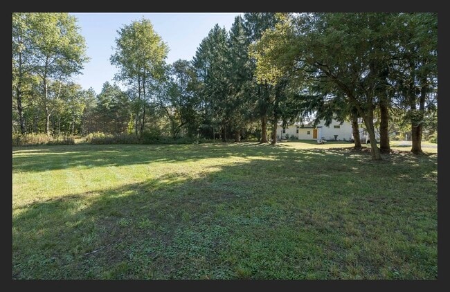 Building Photo - 14047 Military Rd