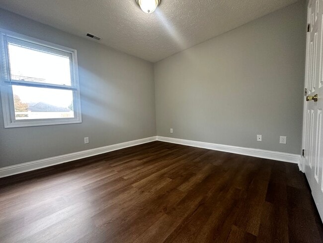 Building Photo - 3470 Legacy Run