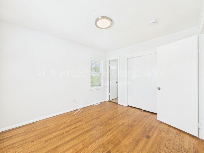 Building Photo - 7800 E 91 St