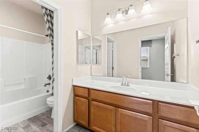 Building Photo - 713 Tall Arrow Ave