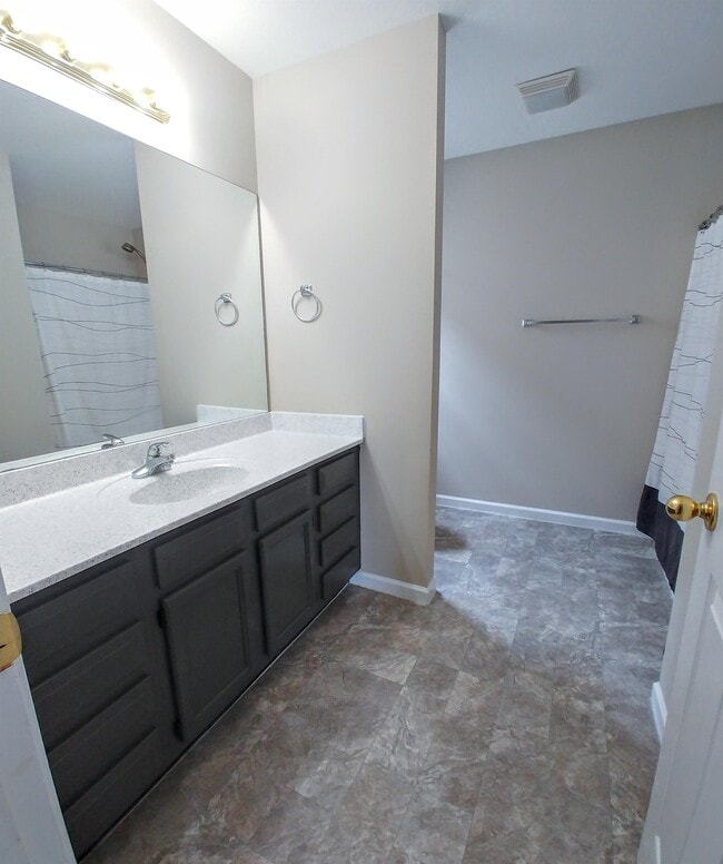 Building Photo - 3905 Hillside Terrace Ln