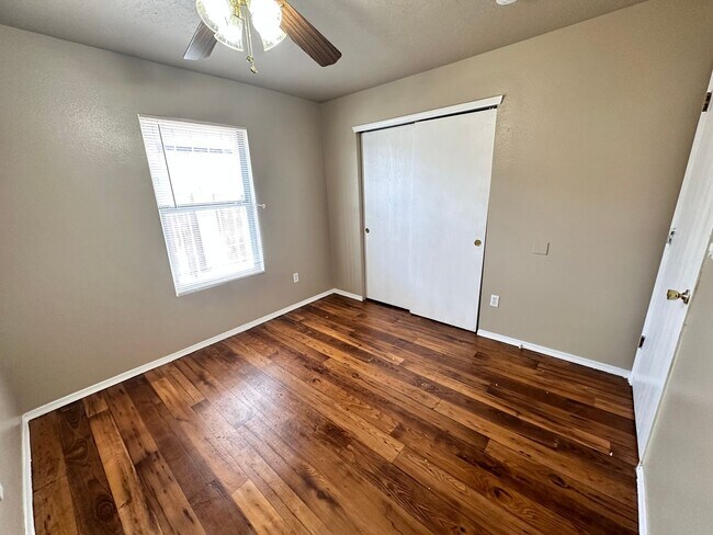 Building Photo - Coming Soon! 3 Bedroom 2 Bathroom with 2 Car Garage