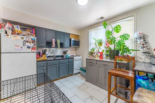 Building Photo - 4343 Wisconsin Ave