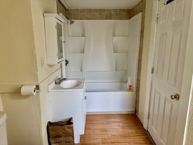 Building Photo - 277 E Merrimack St