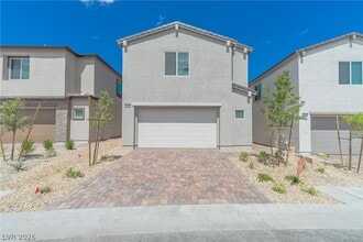 Building Photo - 9946 Kimura Hls Ave