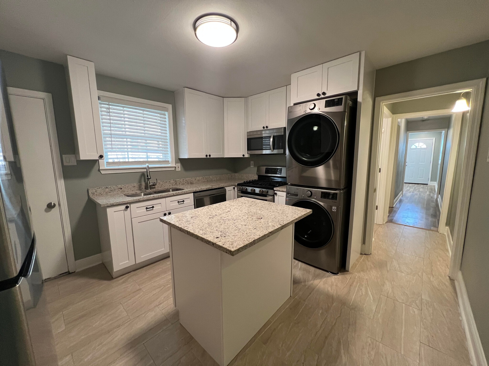 Kitchen - 1344 Harrison Ave