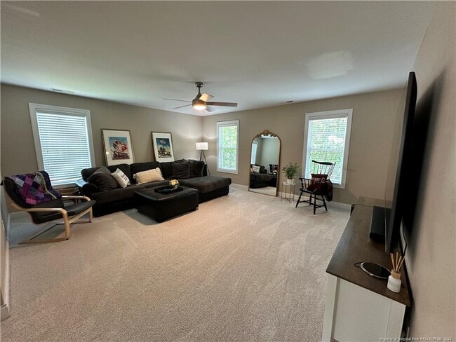 Building Photo - 138 Valley Pines Cir