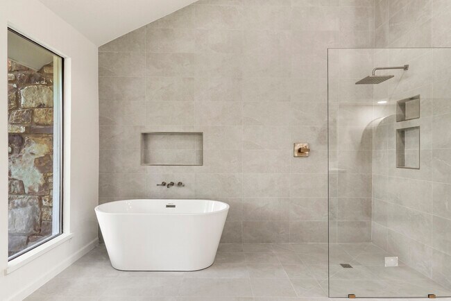 Building Photo - 8747 S 68th E Ave