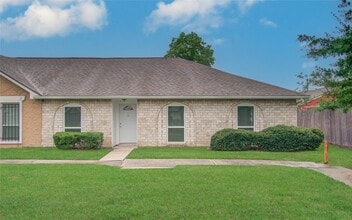 Building Photo - 15448 Chipman Ln.