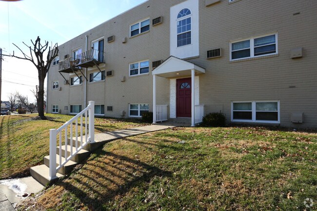 Building Photo - 294 E Winona Ave