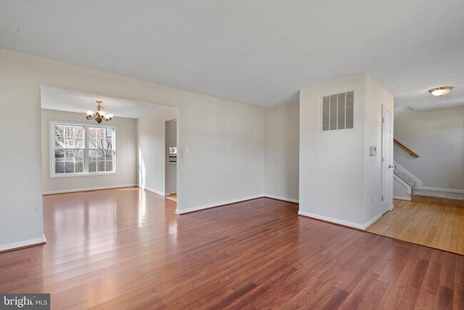 Building Photo - 21443 Hillary Ct