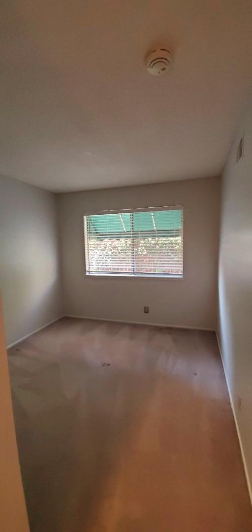 Building Photo - 7312 Phinney Way