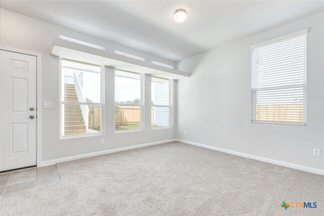 Building Photo - 1628 Arbor Knot Dr