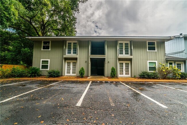 Primary Photo - 55 East Dr