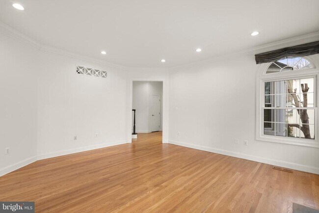 Building Photo - 6058 Sugarstone Ct