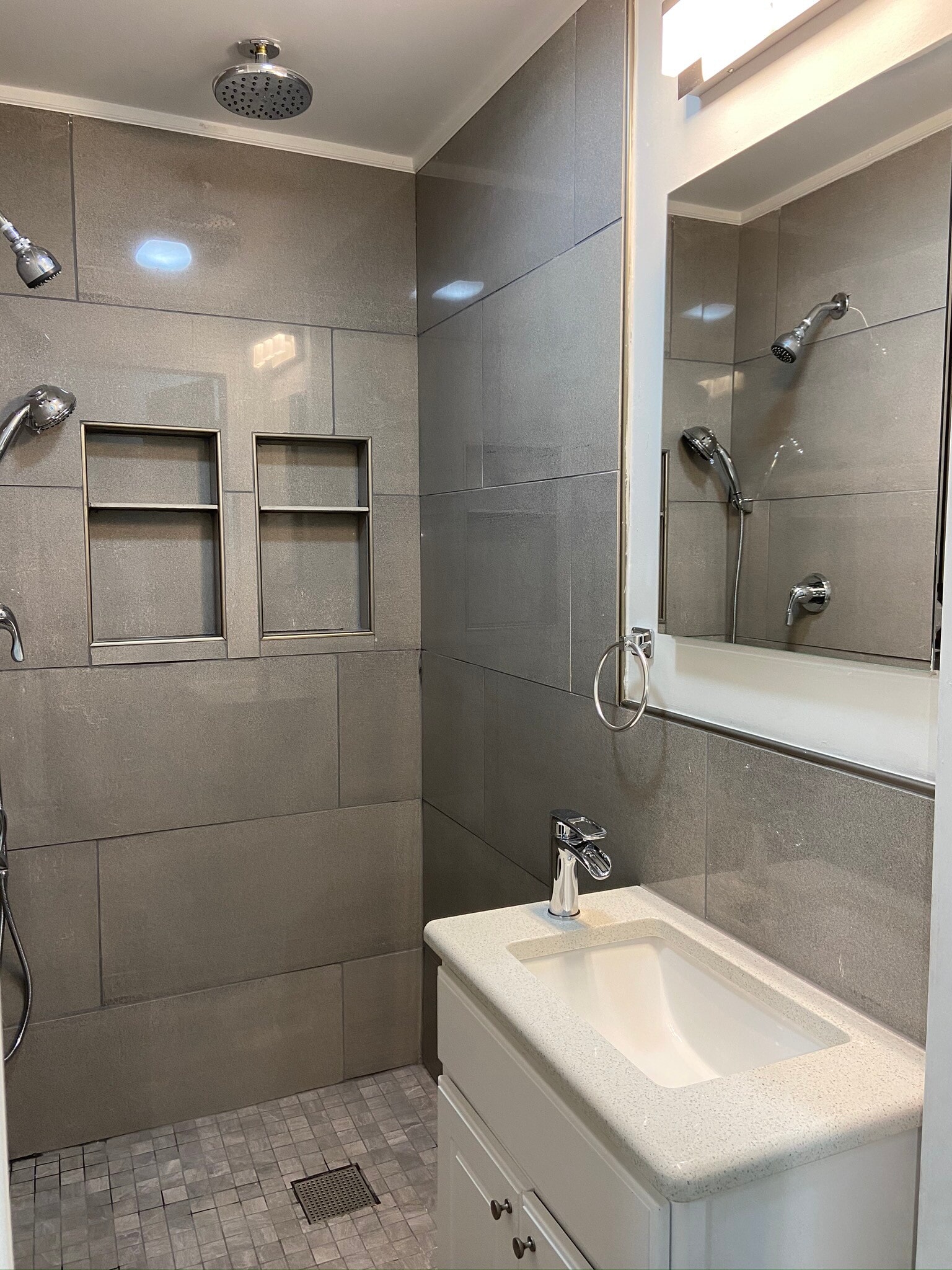 Building Photo - 268 Windsor St