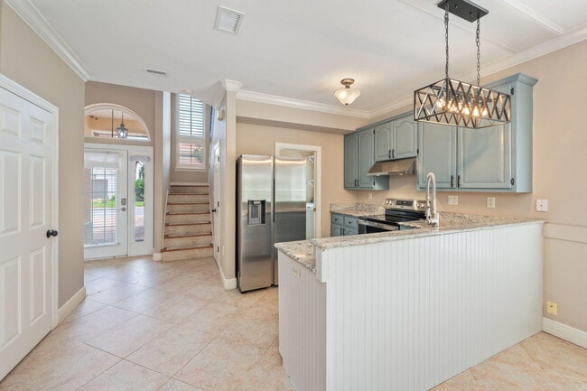 Building Photo - 272 Calusa Blvd