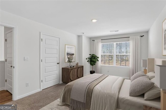 Building Photo - 170 Piedmont Ave SE