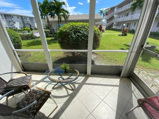 Building Photo - 700 Layne Blvd